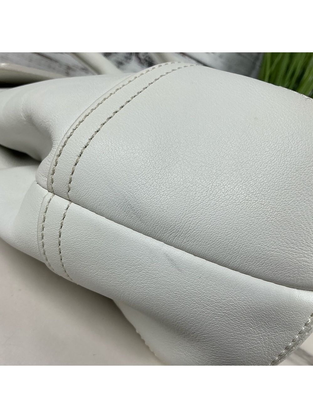Coach Buckle Vintage Hand Shoulder Bag Soho‎ White Leather Satchel Silver Hardwa - Picture 14 of 16